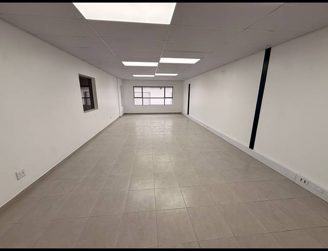 641M² WAREHOUSE FOR SALE IN FIRGROVE